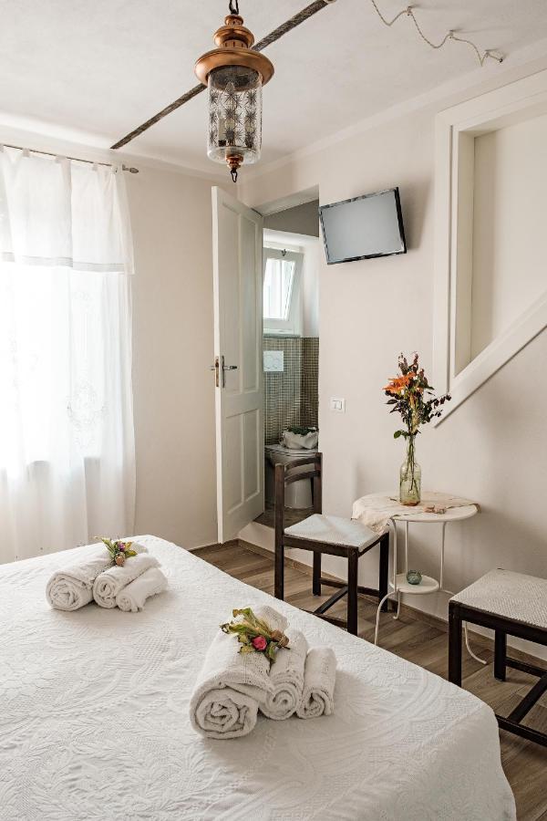 Villa Curte Nicia Nizza Monferrato Exterior photo