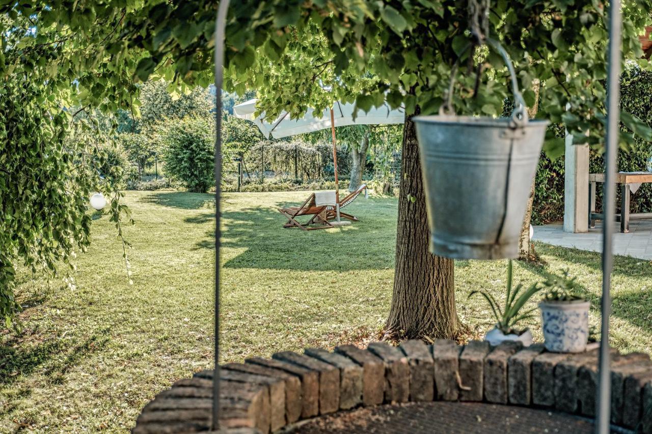Villa Curte Nicia Nizza Monferrato Exterior photo