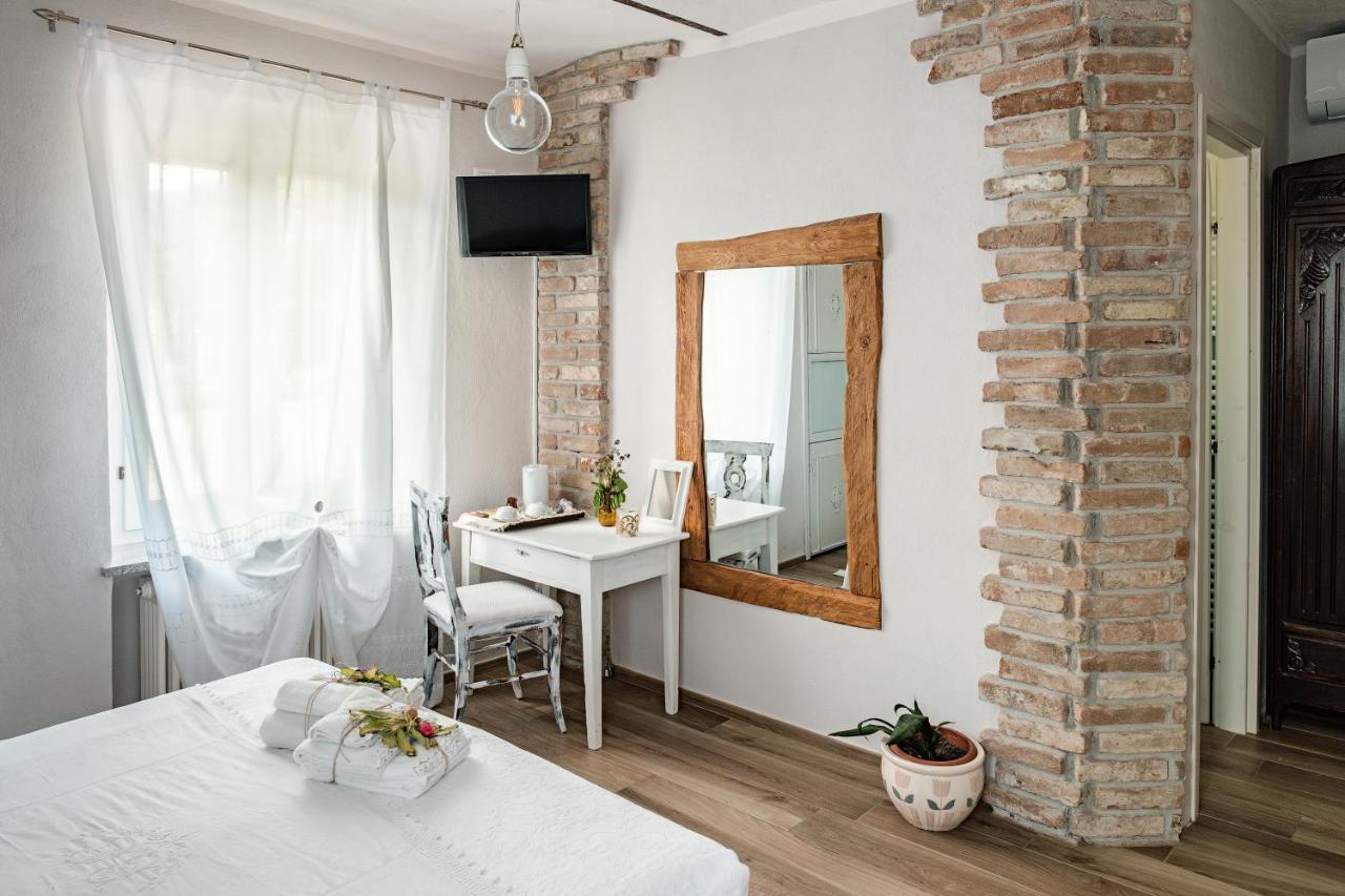 Villa Curte Nicia Nizza Monferrato Exterior photo